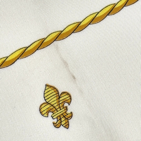 100%Authentic Hermes Carré90 VUE DU CARROSSE DE LA GALERE LA REALE SilkScarf - Picture 10 of 10